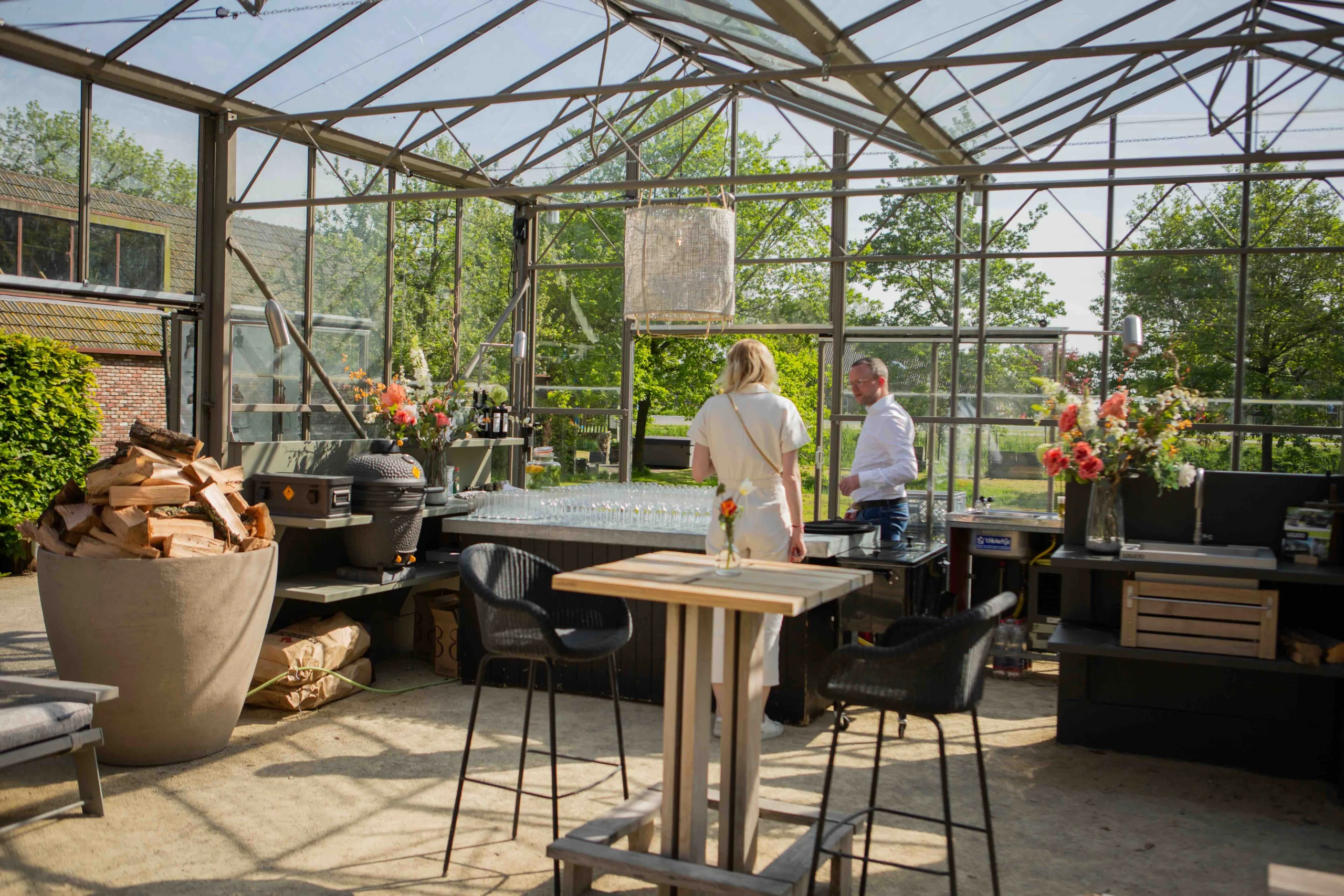wwoo_glasshouse_outdoorkitchen_bar