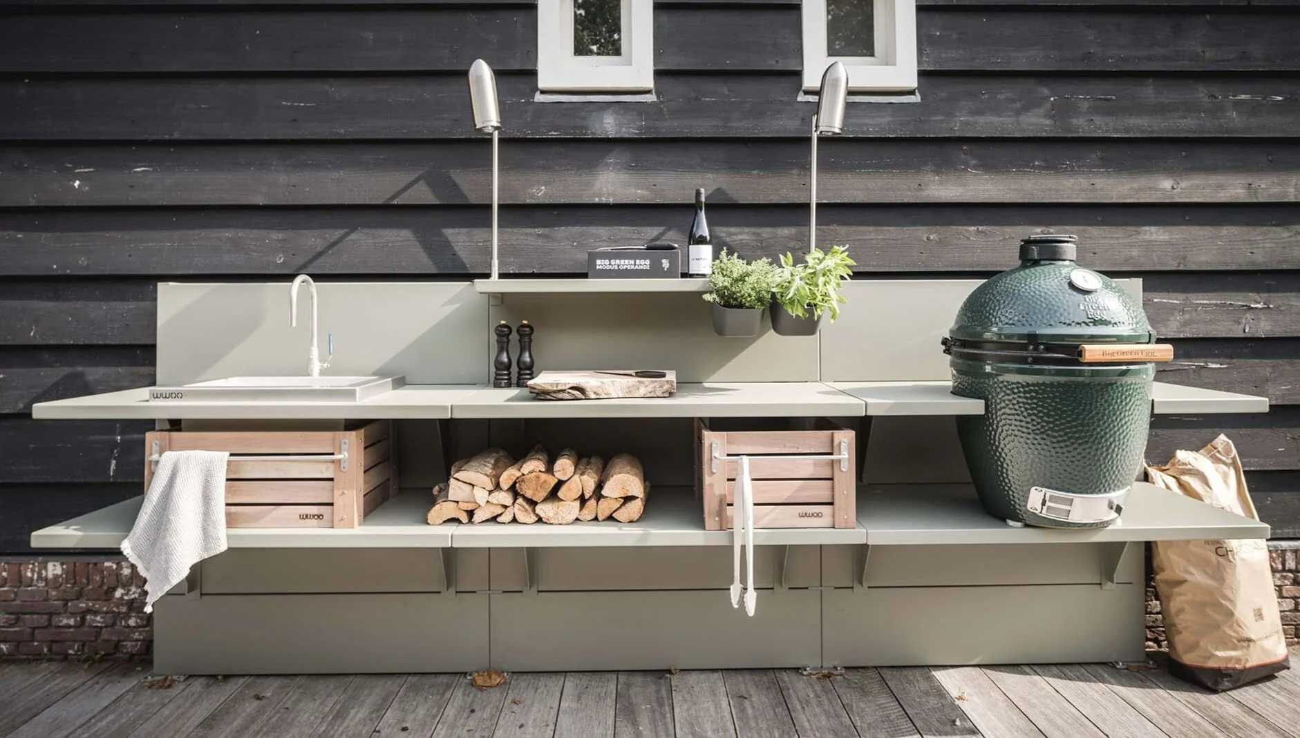 Click here to read more about steel kitchens by WWOO