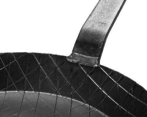 Turk pan close-up gesmeed ijzer