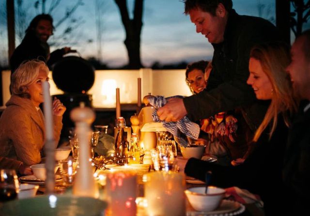 Christmas dinner inspiration? What about a cozy and relaxed winter BBQ? Our chef gives you the right tools to host the ultimate winter BBQ at home. 

The WWOO winter workshop, 9 december 2023. Location WWOO Headquarters, the Netherlands 

Info: 🔜 Link in bio 

https://www.wwoo.nl/event/winter-bbq-workshop/