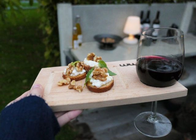 What do you think about our booze & bites board? 

#wwoo #wwoooutdoorkitchen #outdoorkitchen #outdoorkitchens